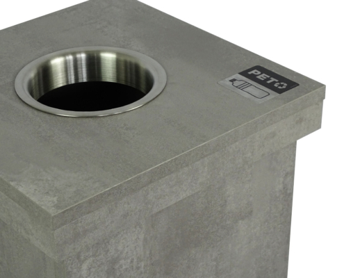 avakuk-dekor-holz-recyclingbox-beton-chromstahl-flansch-plakette beton look box