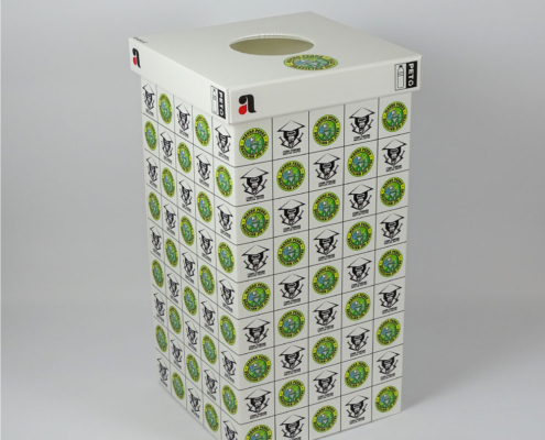 julia-recyclingbox-personalisiert pet box pers