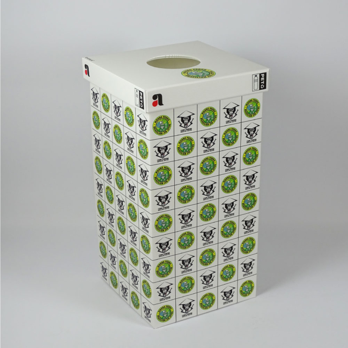 julia-recyclingbox-personalisiert pet box pers